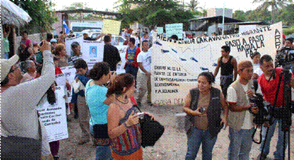 El sueño americano es una ilusión para muchos latinoamericanos Sin embargo en el camino corren riesgo de muerte Aquí una manifestación de migrantes que piden la paz Crédito de foto Prensa CIDH