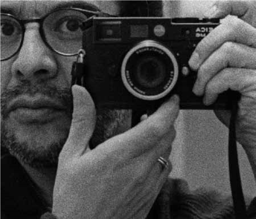 Salazar, A. (2012). Mi primer autorretrato con la M6. [fotograf&iacute;a]